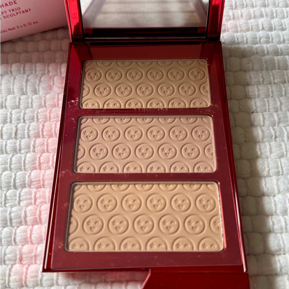 NIB - O/S Bronze & Sculpt Trio Palette - Fair Trio - Picture 2 of 6